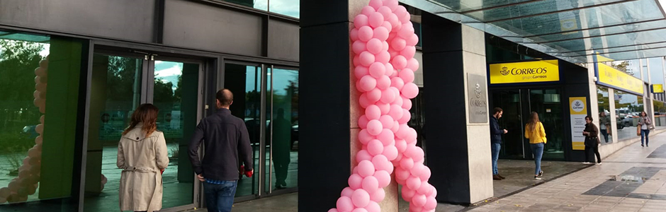 CORREOS joins up the AECC in its fight against breast cancer 