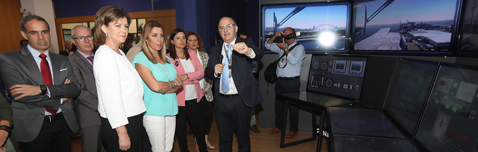 La presidenta de la Junta de Andalucía  visita el astillero de San Fernando