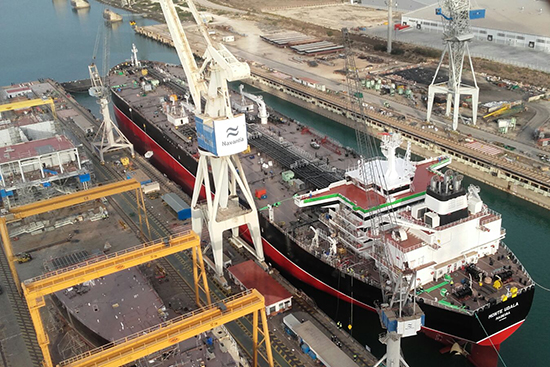 NAVANTIA pone a flote el primero de los petroleros Suezmax en Puerto Real