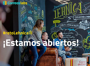 Jóvenes emprendedores en CorreosLabs, con el anuncio de la convocatoria del Reto Lehnica III.