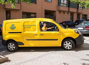 Furgoneta eléctrica de CORREOS