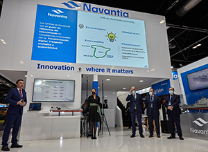 Estand de NAVANTIA en la feria FEINDEF