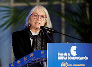 La presidenta de EFE, Gabriela Cañas, interviene en el Foro de la Nueva Comunicación.