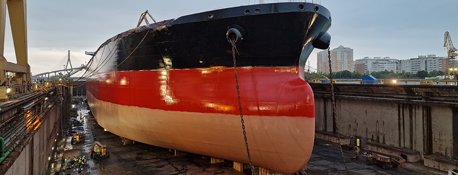 Navantia Reparaciones Bahía de Cádiz solapa el negocio de cruceros con la llegada de una docena de gaseros, petroleros y otros buques mercantes